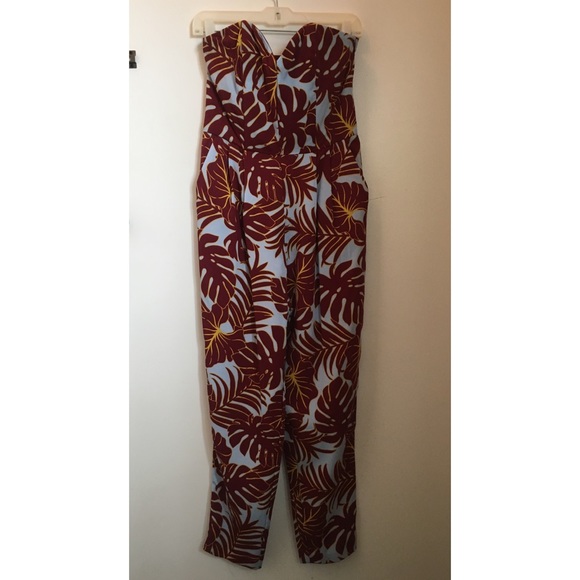 H&M Pants - BRAND NEW H&M tropical flower strapless jumpsuit❤️